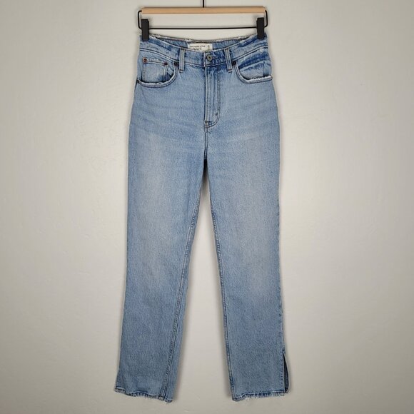 Abercrombie & Fitch Size 25S The 90s Straight Ultra High Rise Jeans Side Slits - Picture 3 of 13